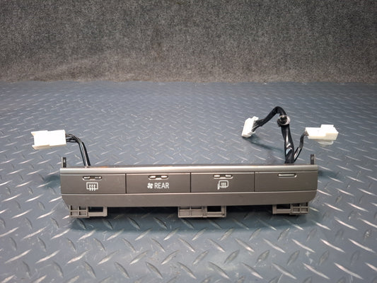 2003-2007 Lexus UZJ100L LX470 Rear Temperature Climate Control Panel 55912-60180