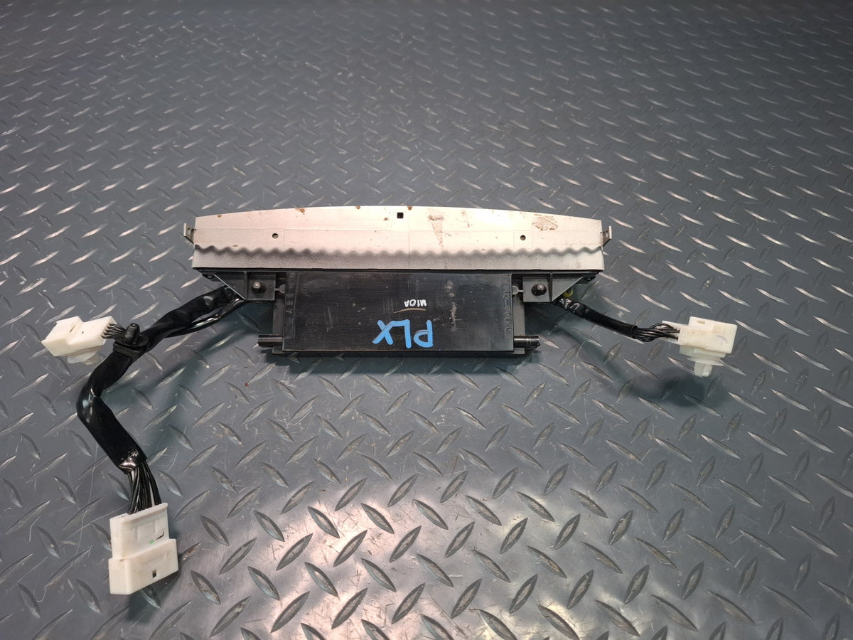 2003-2007 Lexus UZJ100L LX470 Rear Temperature Climate Control Panel 55912-60180
