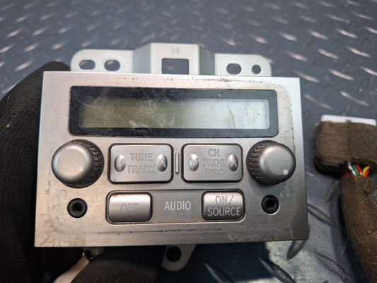 2005-2007 Lexus UZJ100L LX470 Rear Radio Control Switch Panel 86230-60013