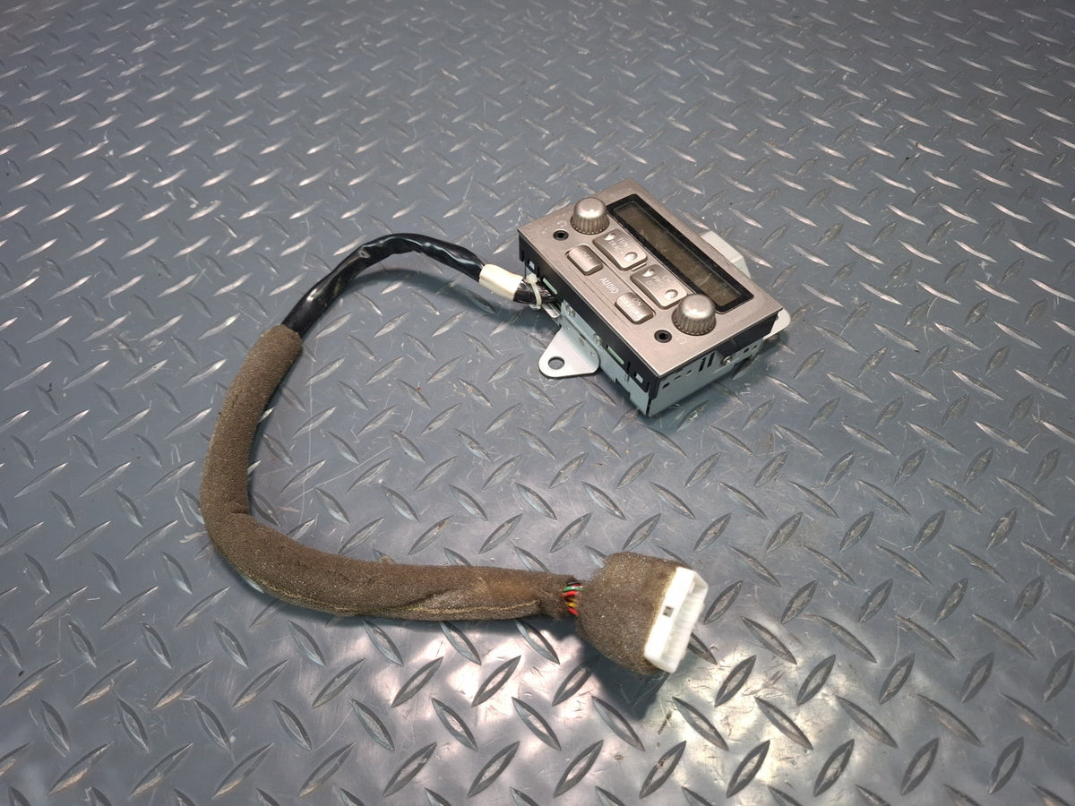 2005-2007 Lexus UZJ100L LX470 Rear Radio Control Switch Panel 86230-60013