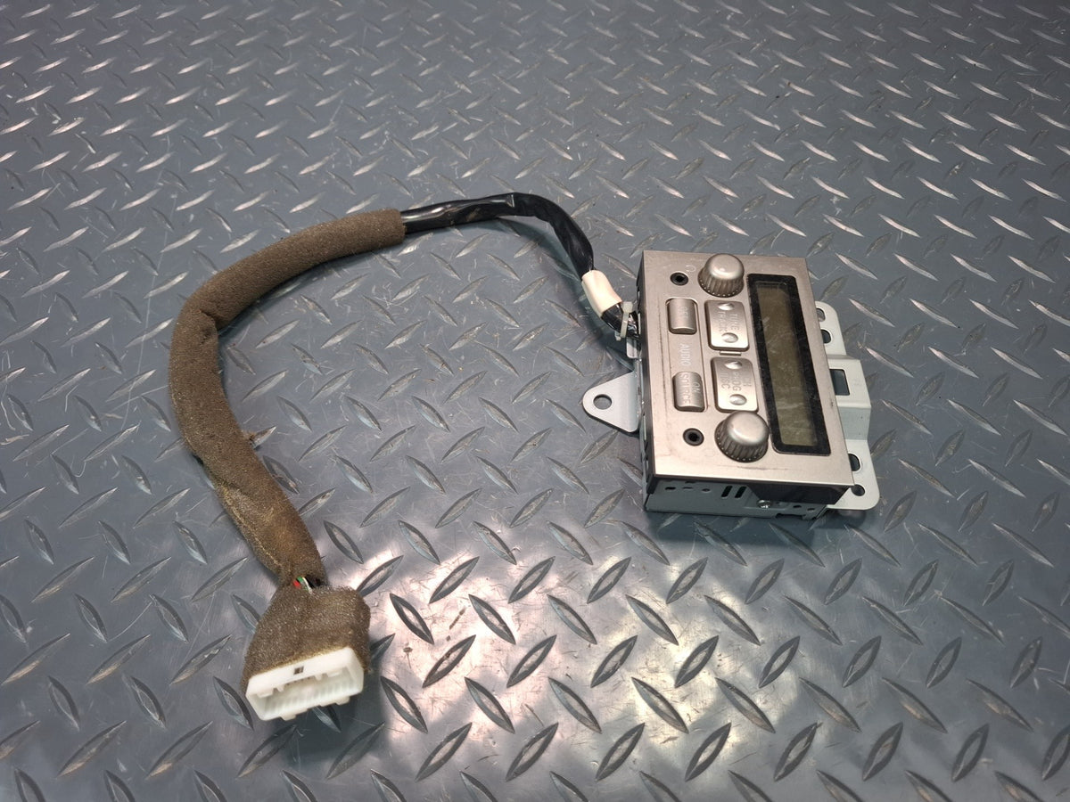 2005-2007 Lexus UZJ100L LX470 Rear Radio Control Switch Panel 86230-60013