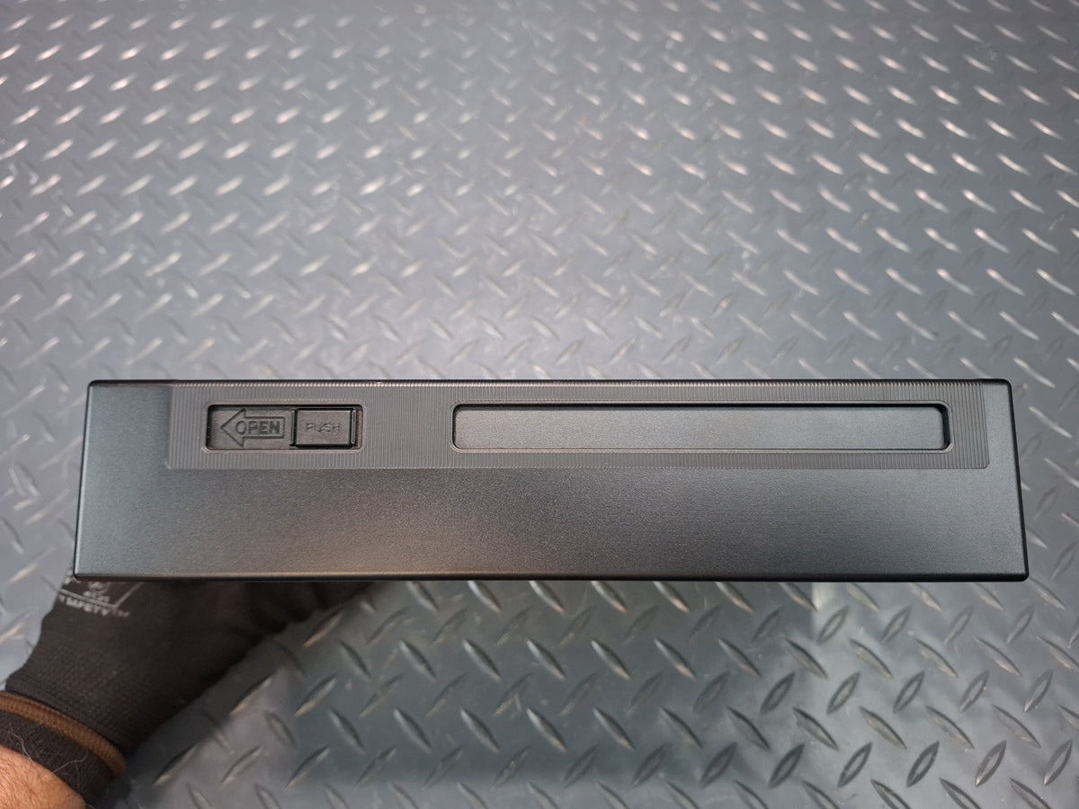 2004-2007 Lexus UZJ100L LX470 GPS Navigation DVD Player Control Unit 86841-50090