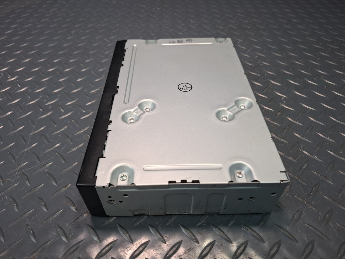 2004-2007 Lexus UZJ100L LX470 GPS Navigation DVD Player Control Unit 86841-50090