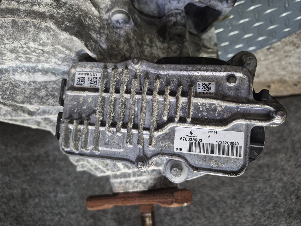 2017-2020 Maserati Levante M161 3.0L AWD Transfer Case Box w Motor 670038072