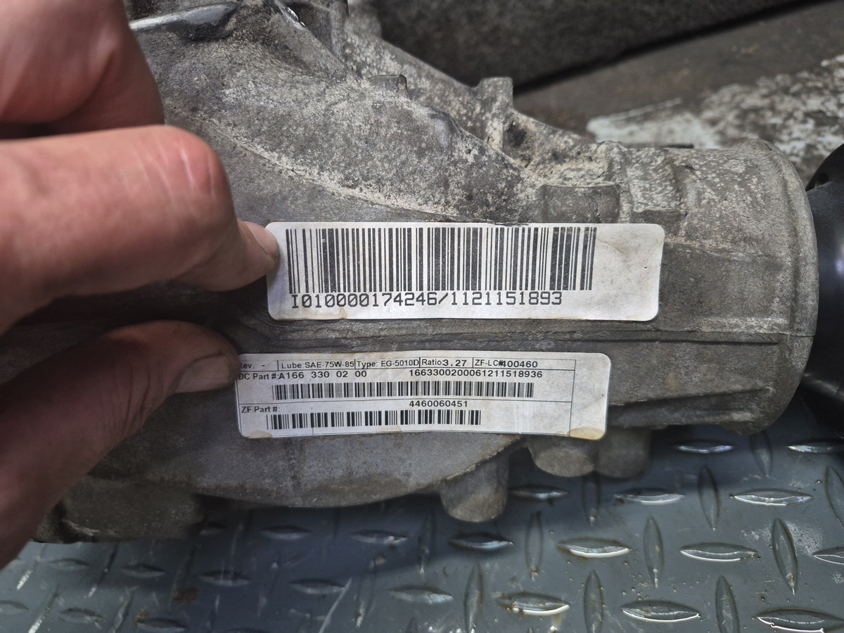 2012-2015 Mercedes W166 ML350 Front Differential Axle Carrier 3.27 Ratio