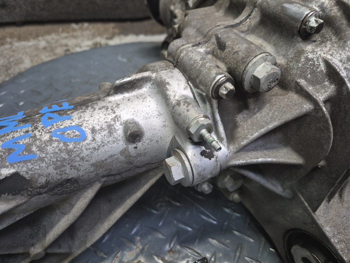2012-2015 Mercedes W166 ML350 Front Differential Axle Carrier 3.27 Ratio