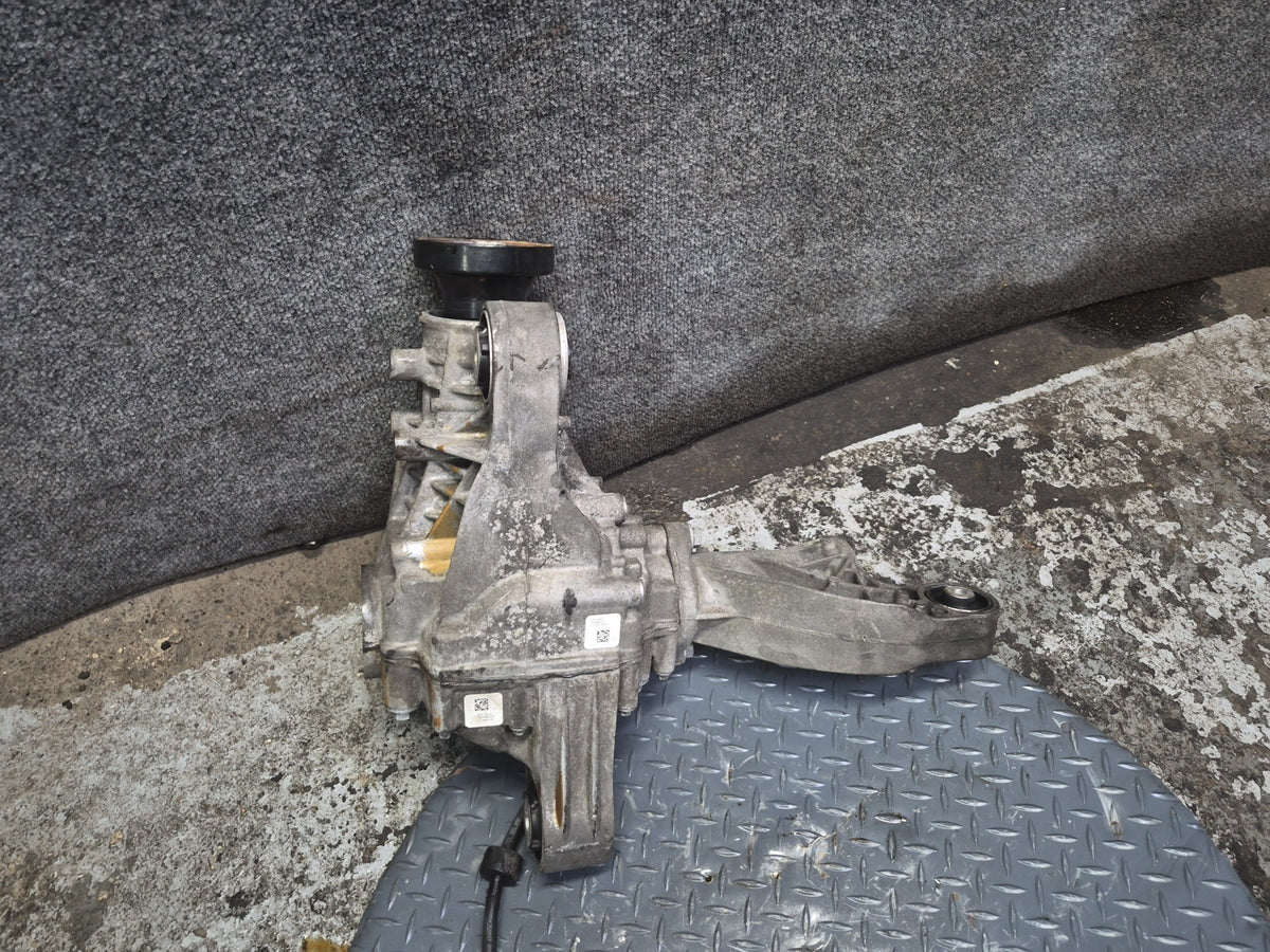 2012-2015 Mercedes W166 ML350 Front Differential Axle Carrier 3.27 Ratio