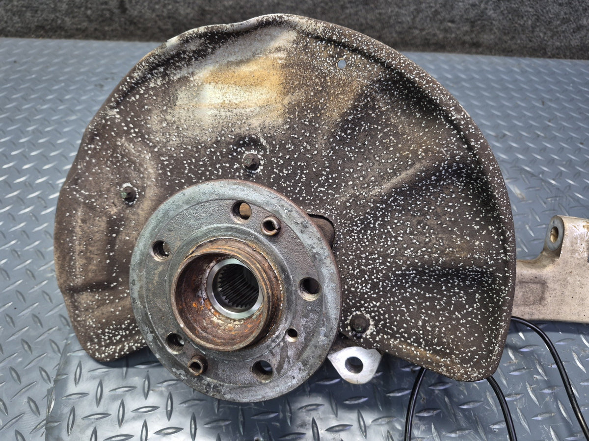 2012-2015 Mercedes W166 Ml-class AWD Front Left Spindle Knuckle Wheel Hub