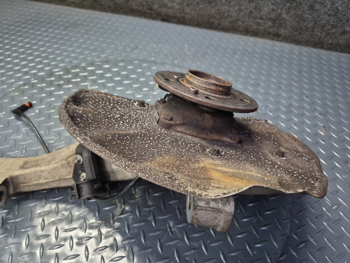 2012-2015 Mercedes W166 Ml-class AWD Front Left Spindle Knuckle Wheel Hub