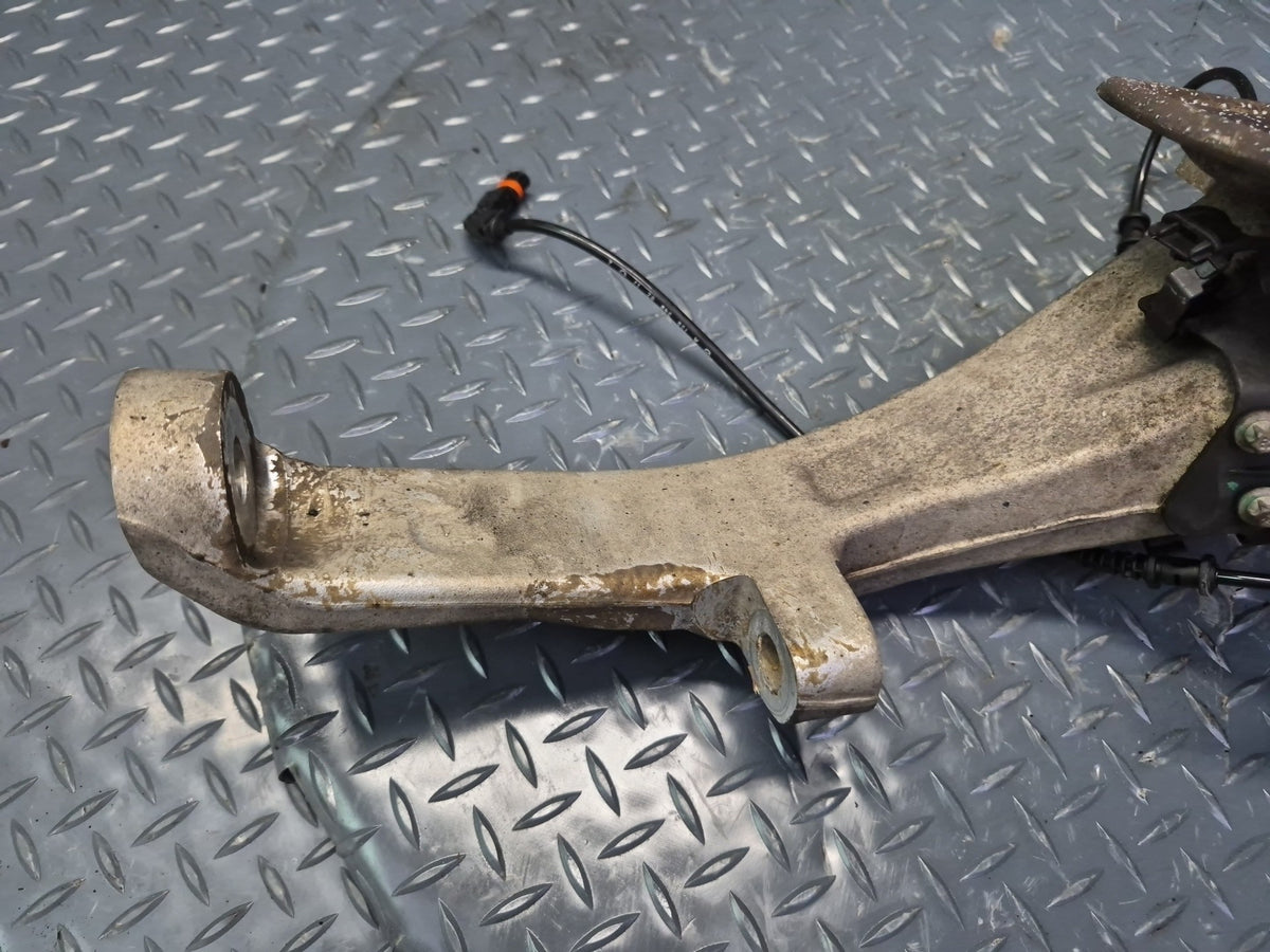 2012-2015 Mercedes W166 Ml-class AWD Front Left Spindle Knuckle Wheel Hub