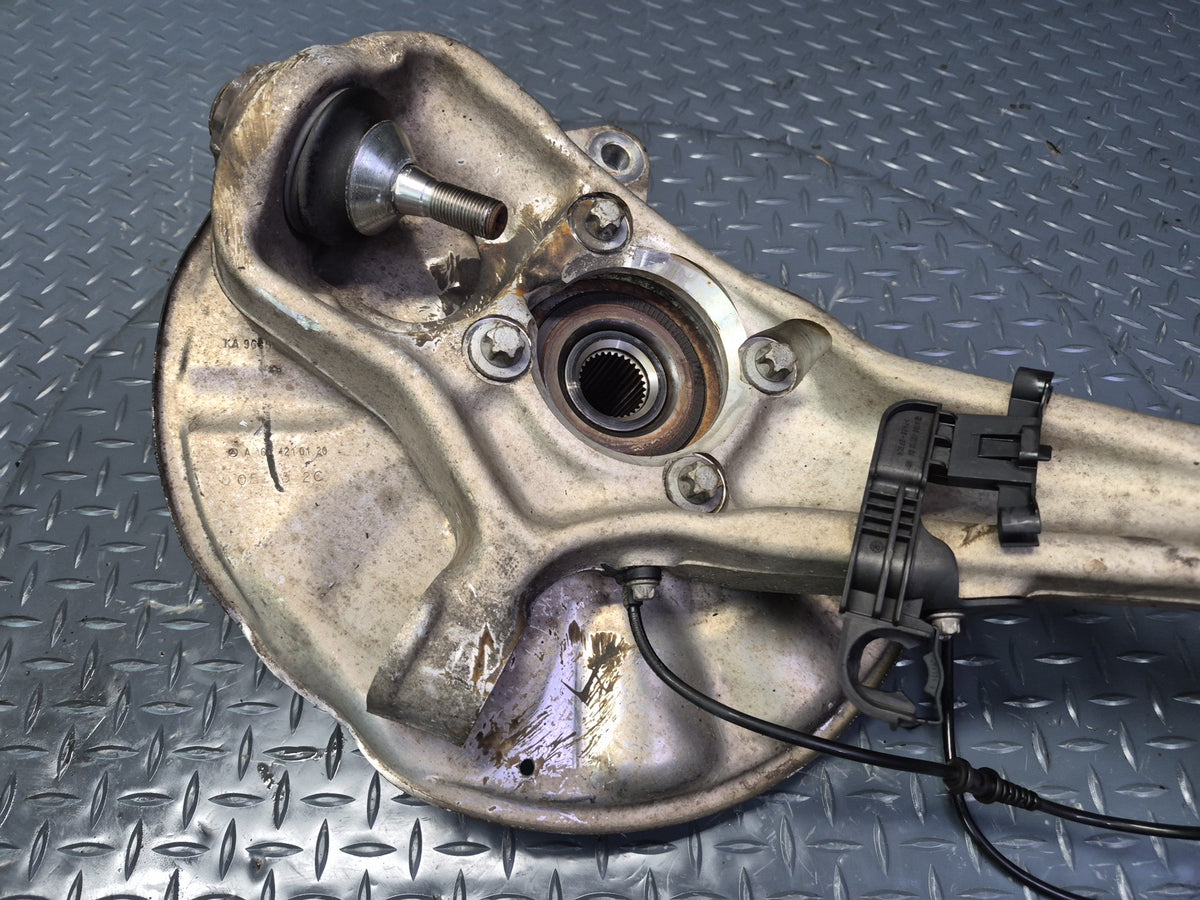 2012-2015 Mercedes W166 Ml-class AWD Front Left Spindle Knuckle Wheel Hub