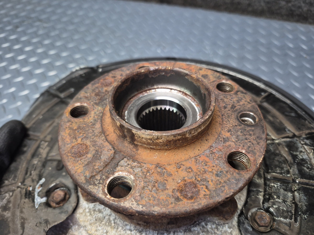 17-20 Maserati Levante M161 AWD Rear Left Spindle Knuckle Wheel Hub Bearing