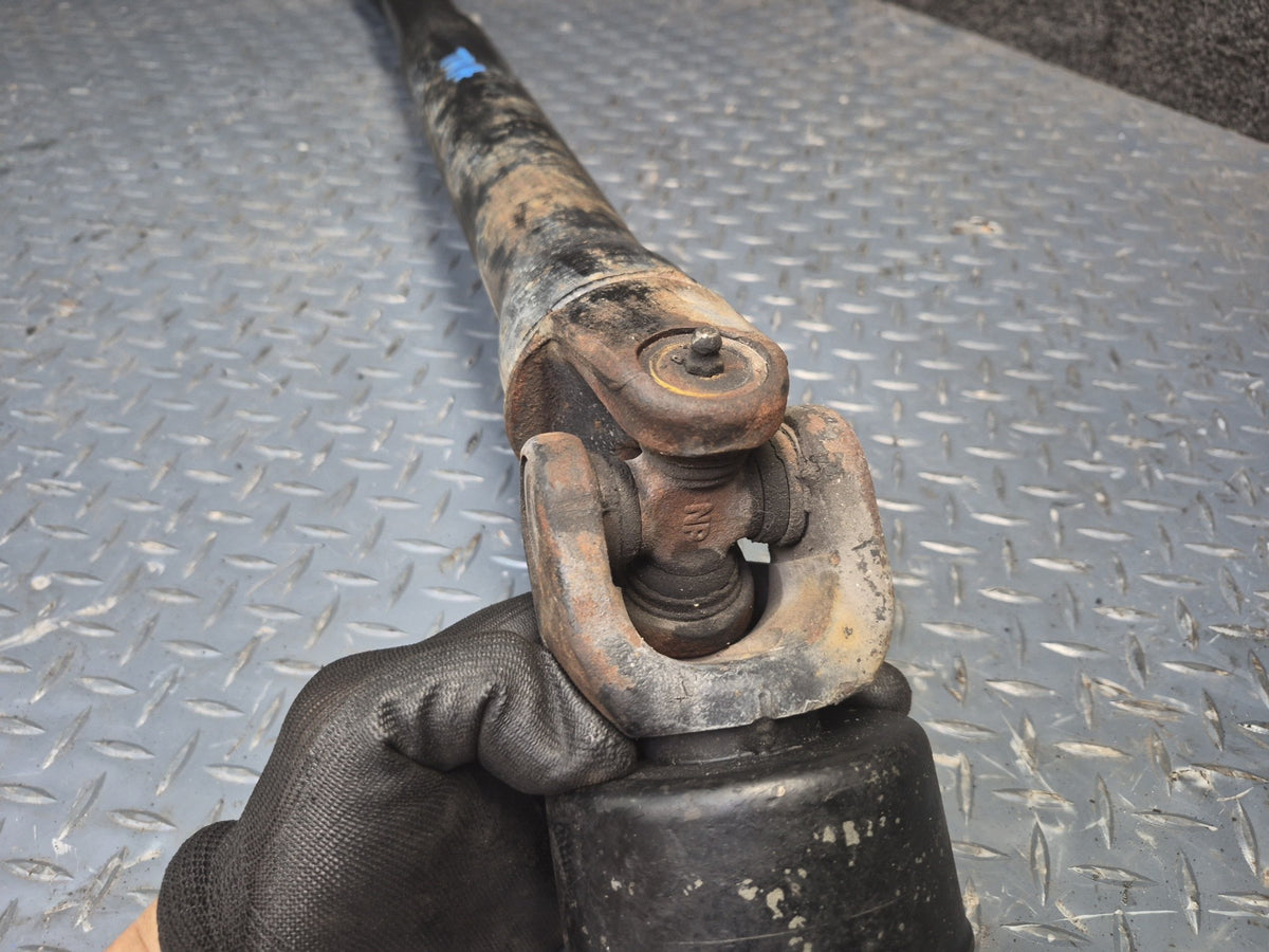 93-99 Toyota Hiace KZH106W 1KZ-TE 4WD Automatic Rear Drive Shaft Driveshaft OEM