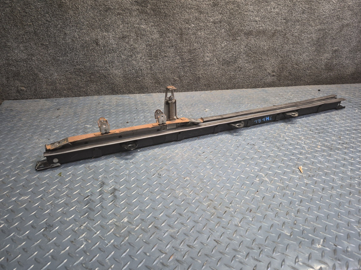 89-99 Toyota Hiace KZH106W Set of 2 Second ROW Seat Slide Track Rail OEM