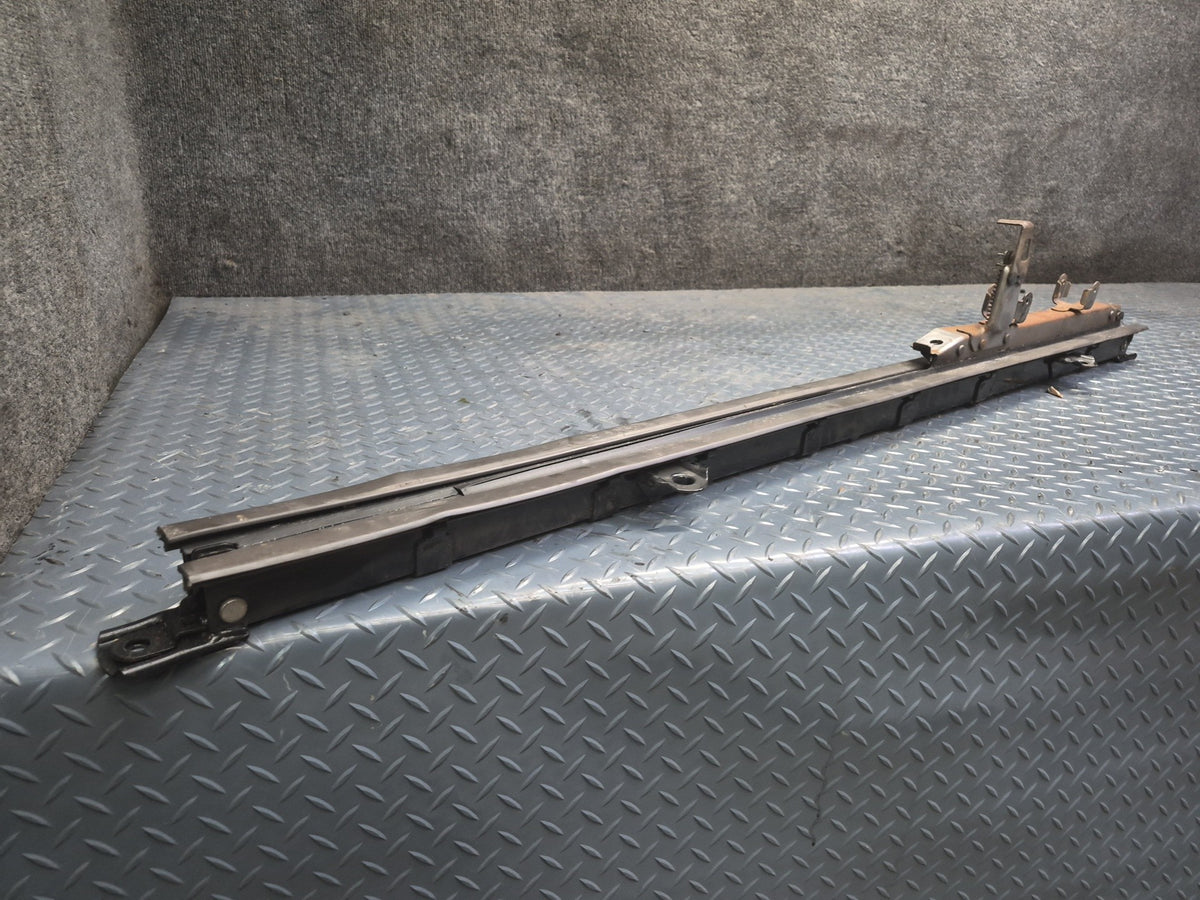 89-99 Toyota Hiace KZH106W Set of 2 Second ROW Seat Slide Track Rail OEM
