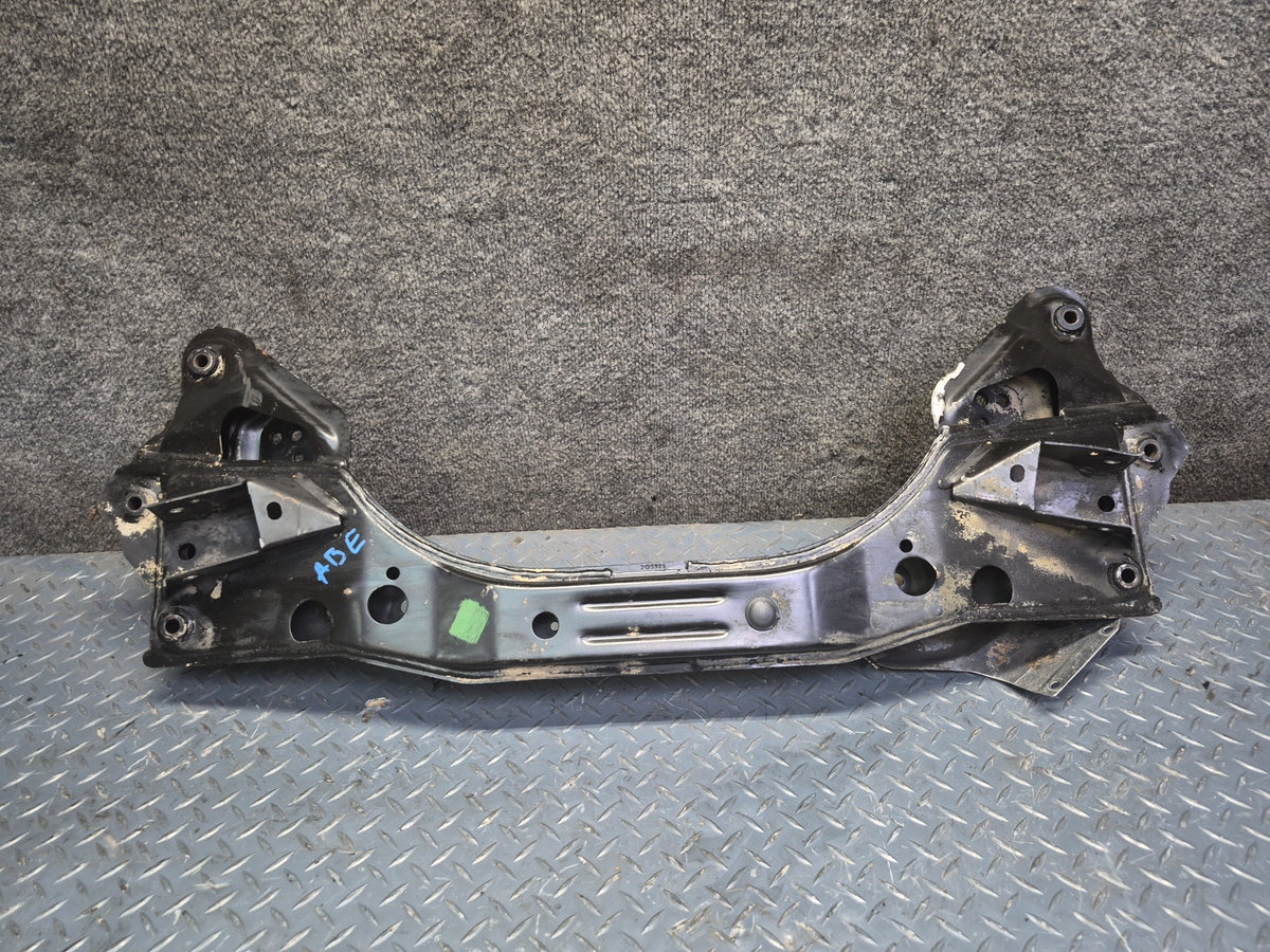 1994-1997 BMW E31 840Ci Front Suspension Subframe Crossmember Carrier Cradle