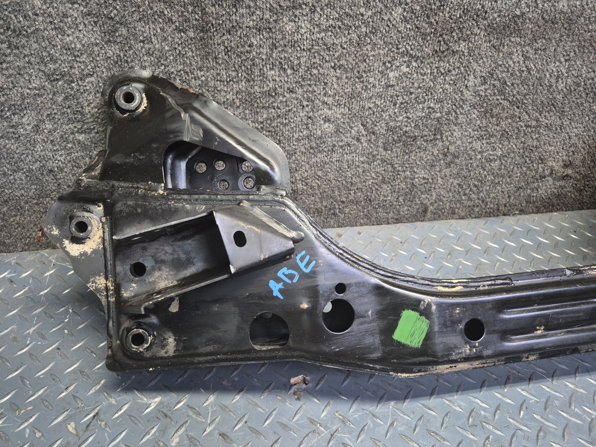 1994-1997 BMW E31 840Ci Front Suspension Subframe Crossmember Carrier Cradle
