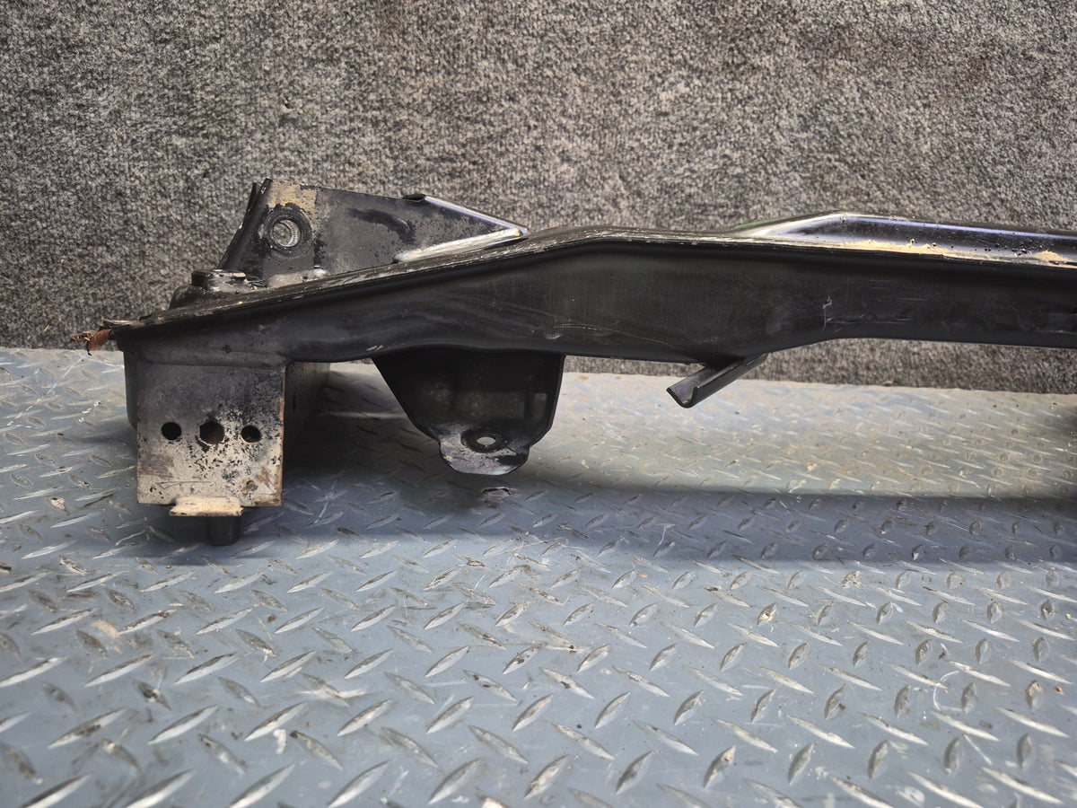 1994-1997 BMW E31 840Ci Front Suspension Subframe Crossmember Carrier Cradle