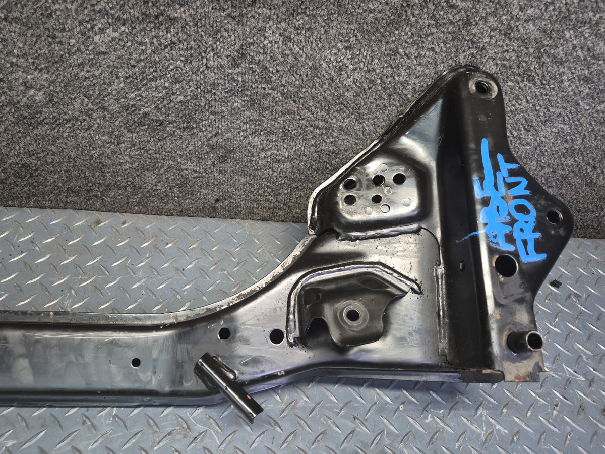 1994-1997 BMW E31 840Ci Front Suspension Subframe Crossmember Carrier Cradle