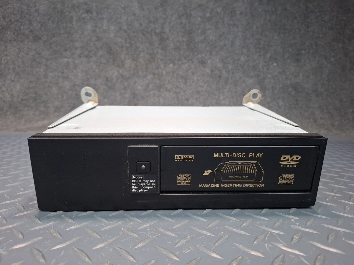 2005-2007 Lexus UZJ100L LX470 Multi-disc CD Changer Audio Player 86270-60114
