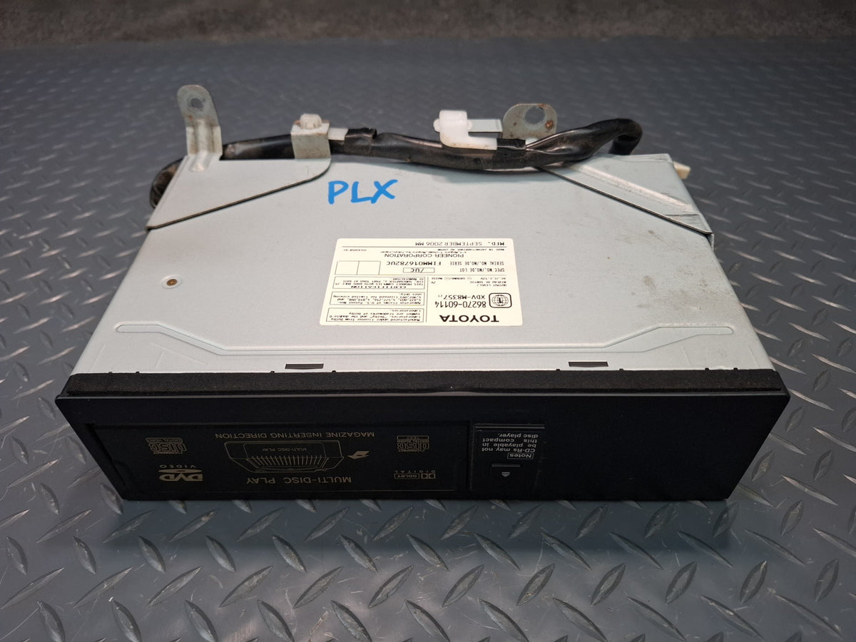 2005-2007 Lexus UZJ100L LX470 Multi-disc CD Changer Audio Player 86270-60114