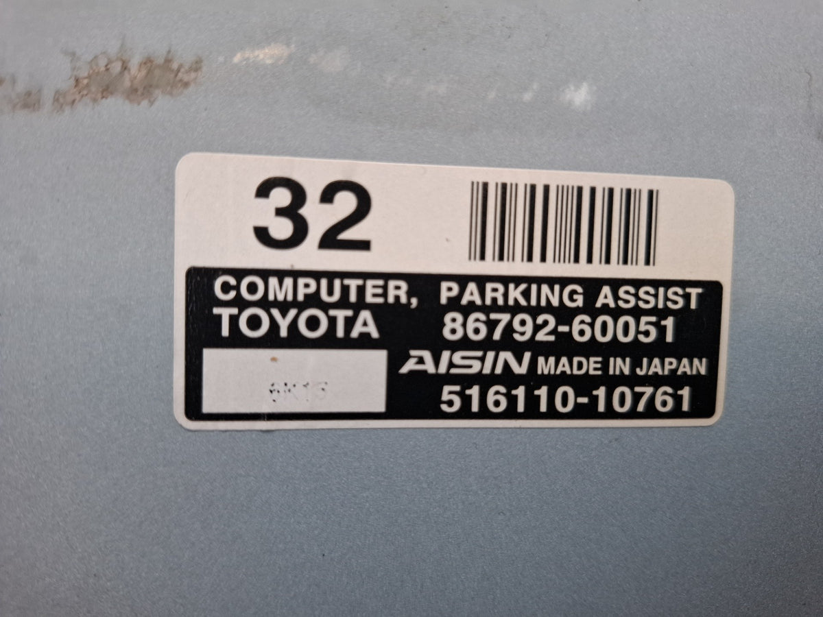 2003-2007 Lexus UZJ100L LX470 Parking Assist Control Module 86792-60051