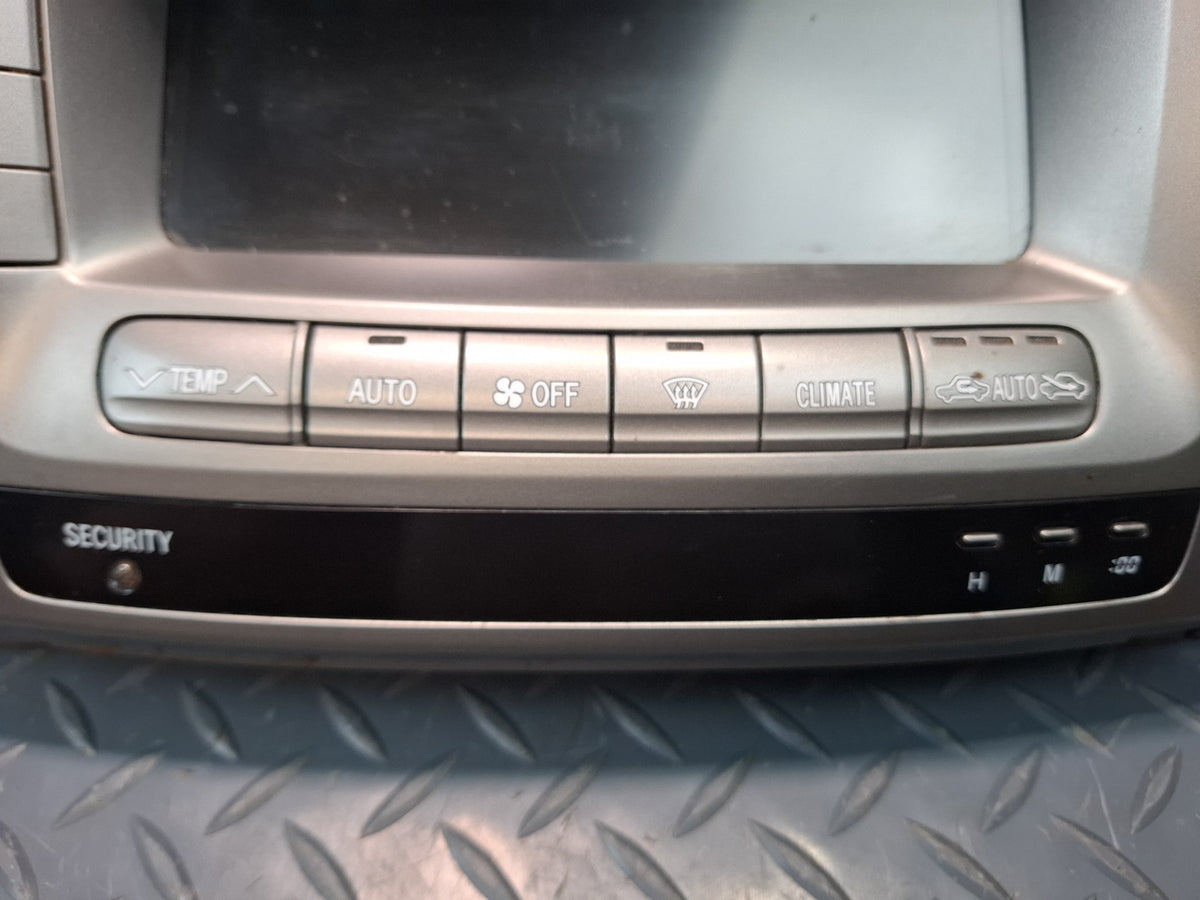 2004-2007 Lexus UZJ100L LX470 Dash GPS Navigation Screen Display 86111-60172