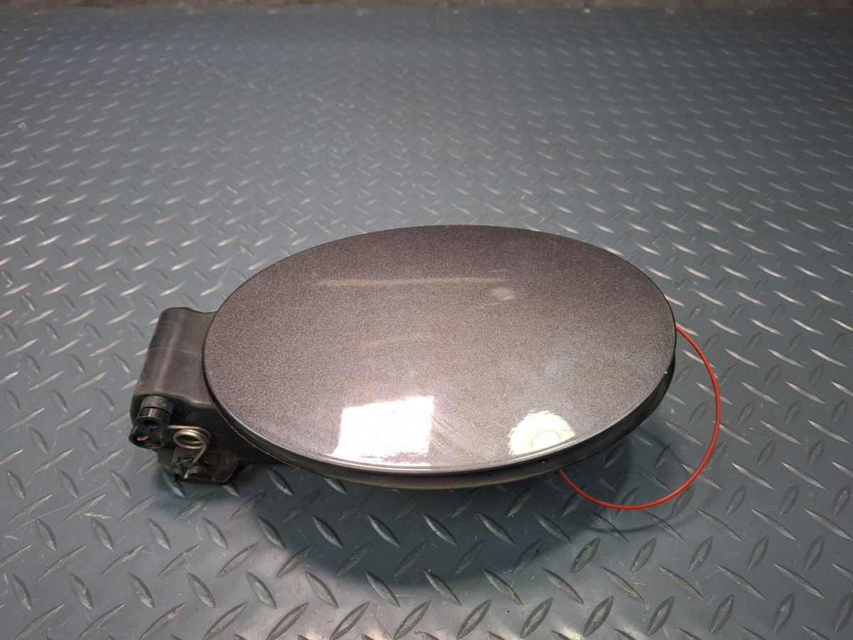 2017-2020 Maserati Levante M161 Fuel Tank Filler Door Lid Cover w Actuator