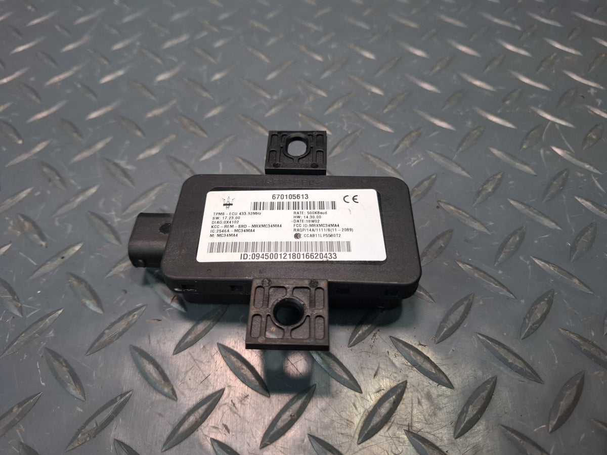 2017-2020 Maserati Levante M161 TPMS Tire Pressure Monitor Sensor Module