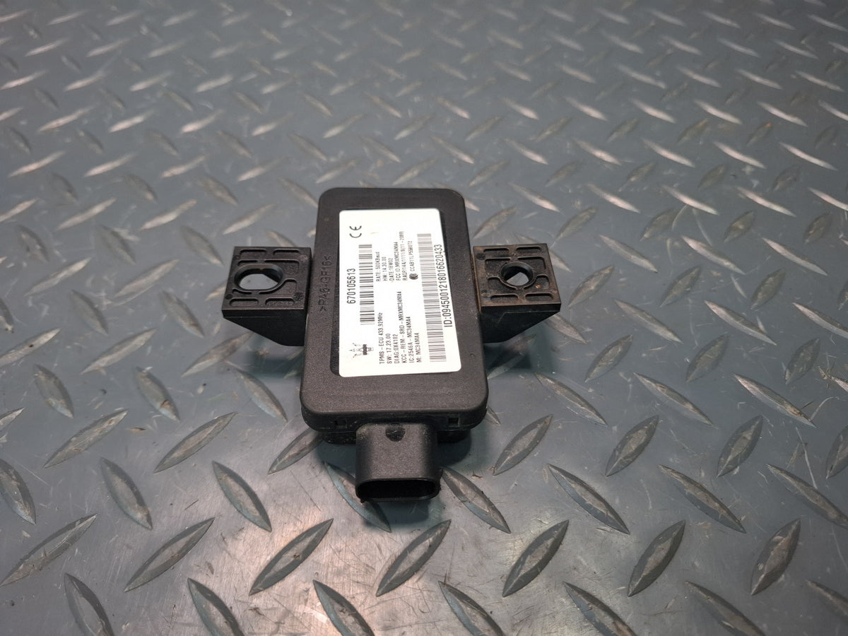 2017-2020 Maserati Levante M161 TPMS Tire Pressure Monitor Sensor Module