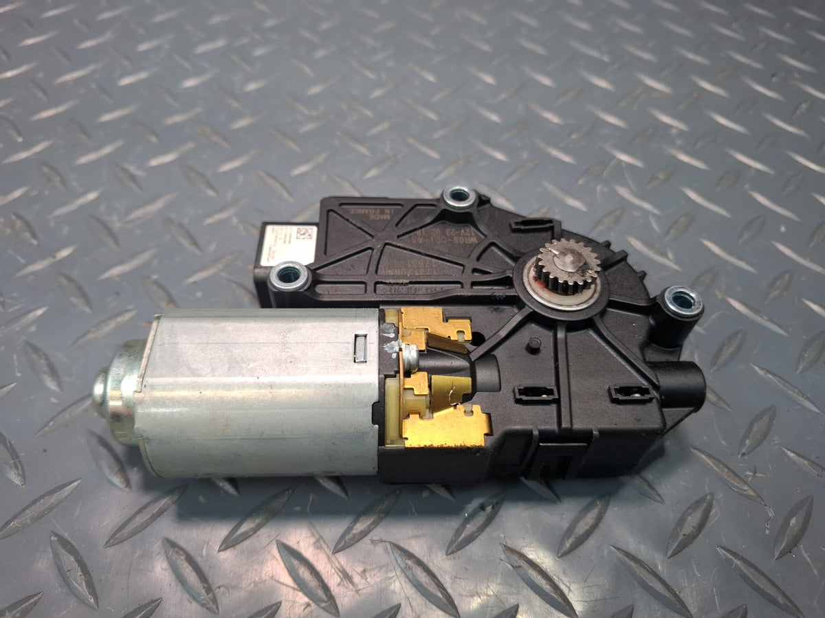 2017-2020 Maserati Levante M161 Sunroof Motor Drive Unit