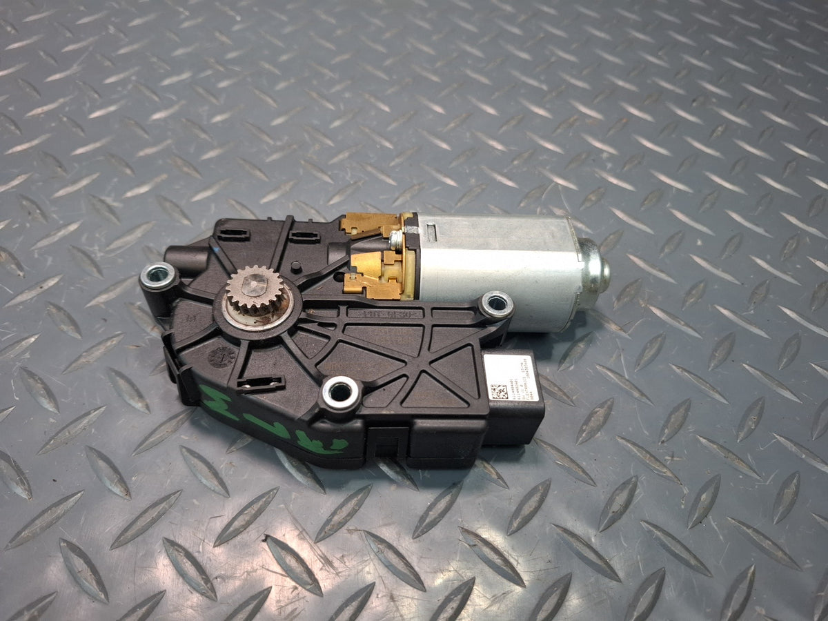 2017-2020 Maserati Levante M161 Sunroof Motor Drive Unit