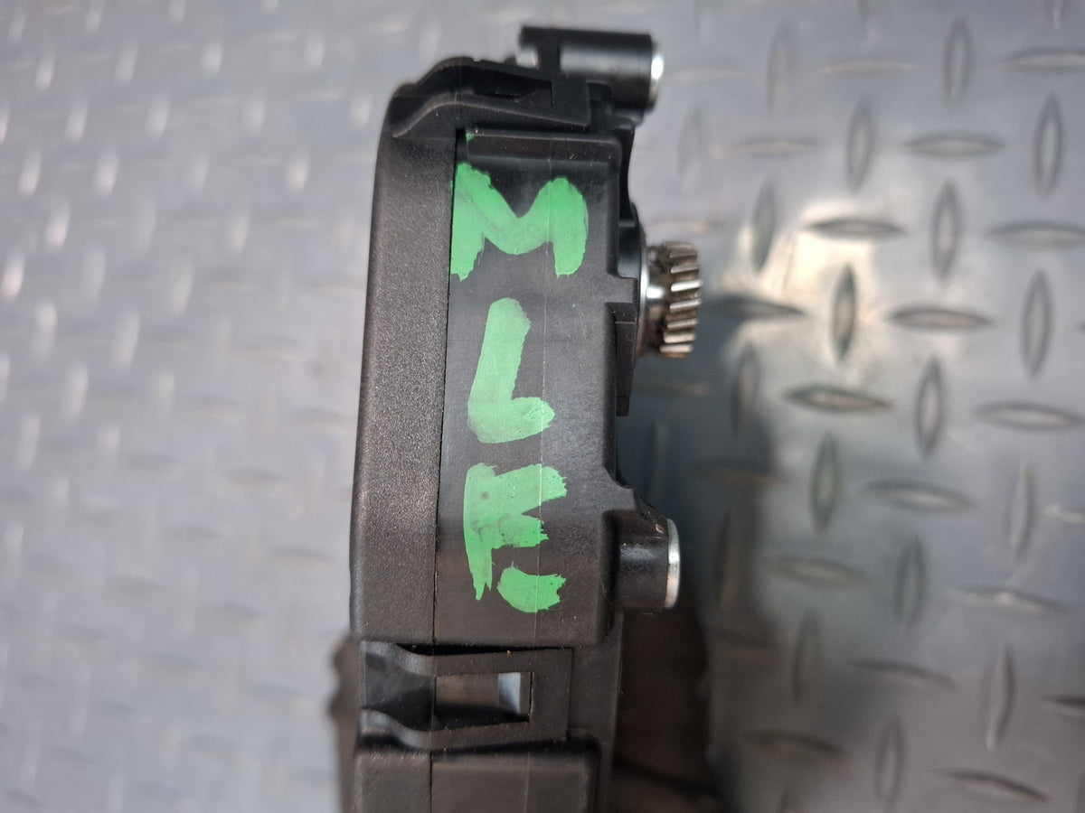 2017-2020 Maserati Levante M161 Sunroof Motor Drive Unit