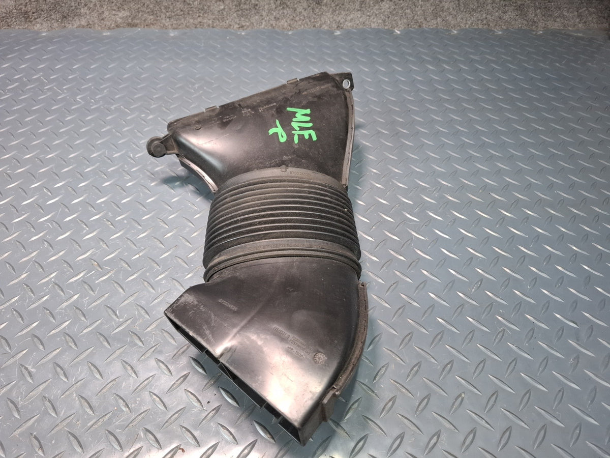 17-20 Maserati Levante M161 Left & Right Air Intake  Filter Box Hose Pipe Set