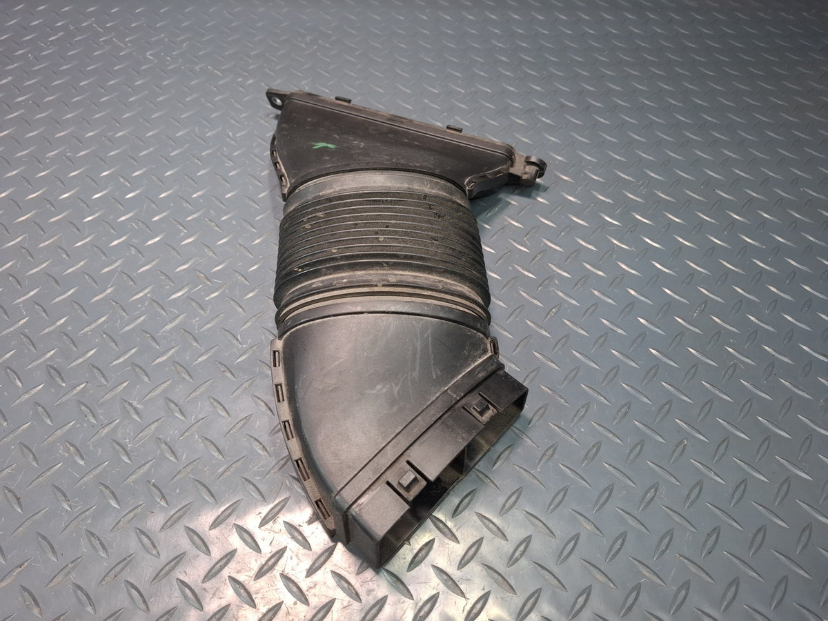 17-20 Maserati Levante M161 Left & Right Air Intake  Filter Box Hose Pipe Set