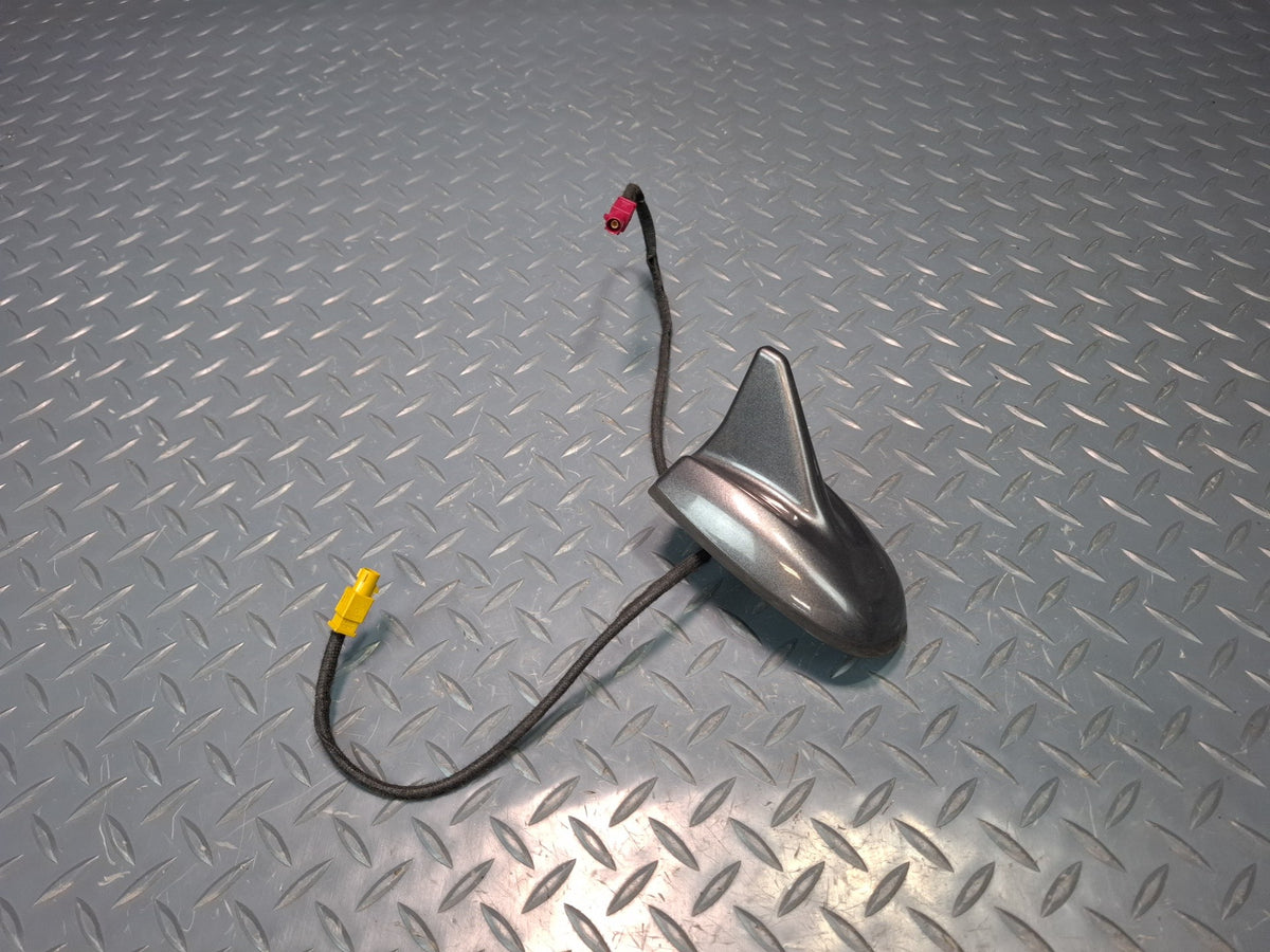 2017-2020 Maserati Levante M161 Rear Shark FIN Antenna 670076136