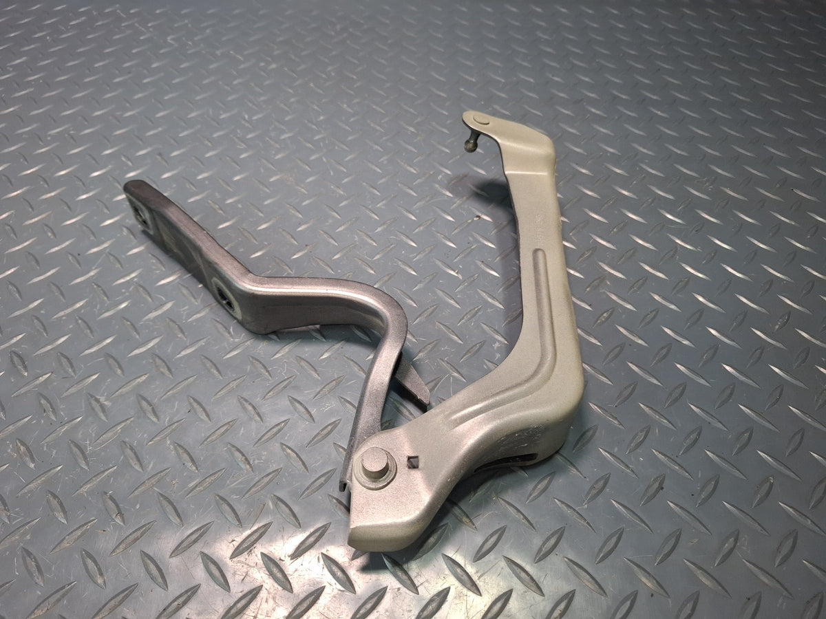 2017-2020 Maserati Levante M161 Front Left & Right Hood Hinge Support Set of 2