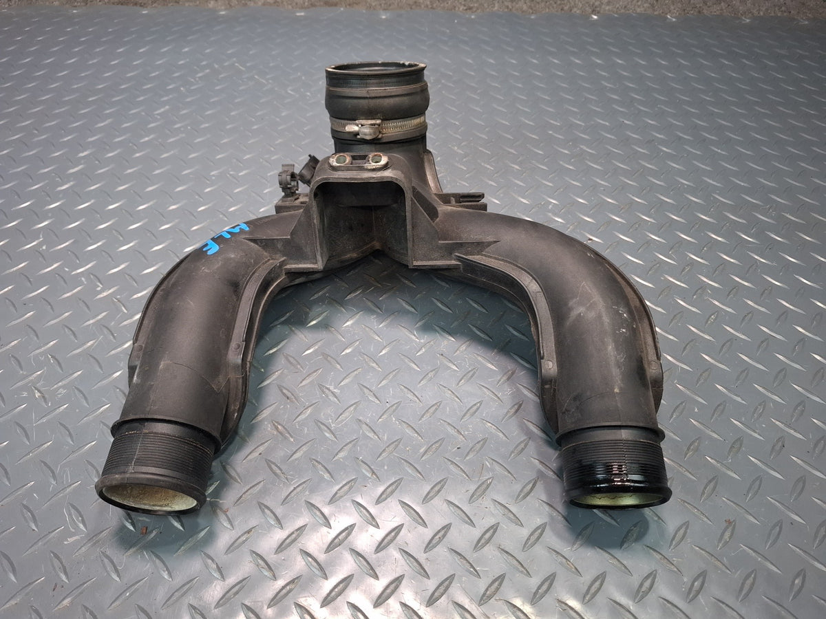 2017-2020 Maserati Levante M161 3.0L Air Intake Duct Line w Sensor