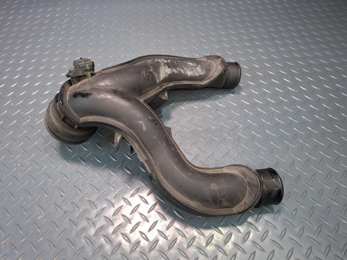 2017-2020 Maserati Levante M161 3.0L Air Intake Duct Line w Sensor