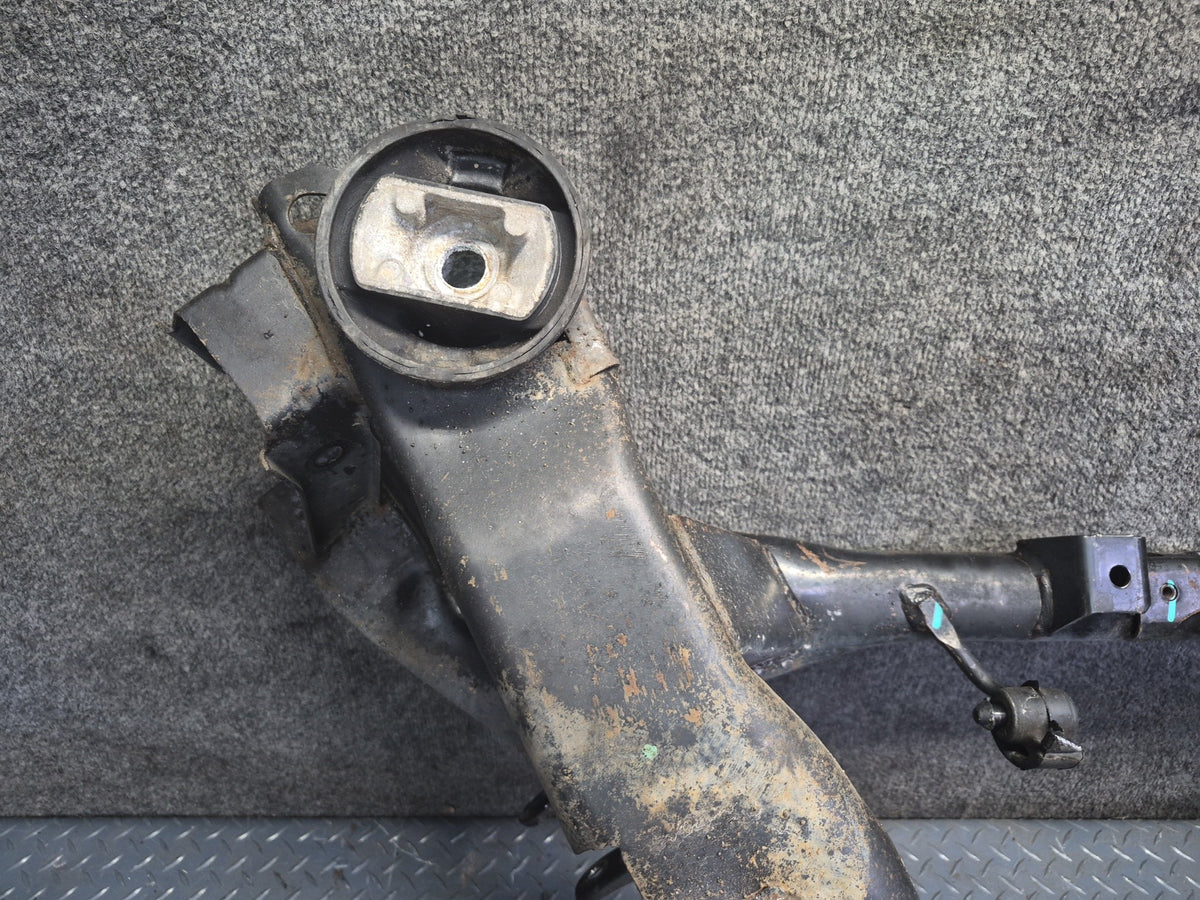 02-03 Ford Thunderbird Rear Suspension Sub Frame Crossmember Carrier 140K OEM