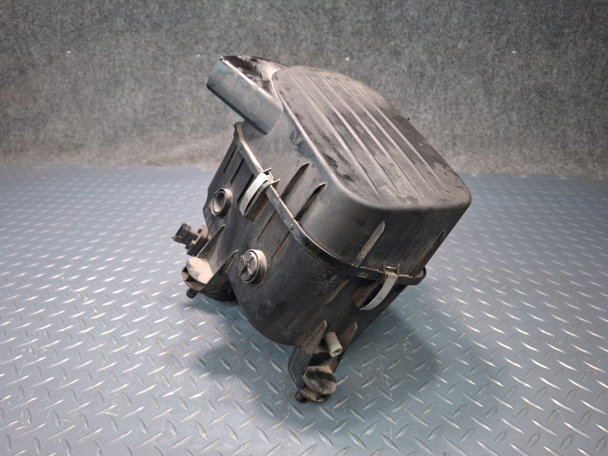 2017-2020 Maserati Levante M161 Left Air Intake Cleaner Filter Box w MAF Sensor
