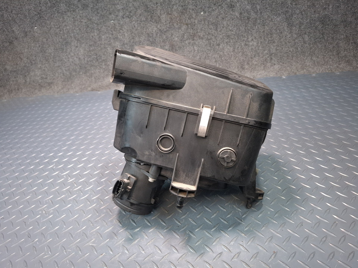 2017-2020 Maserati Levante M161 Left Air Intake Cleaner Filter Box w MAF Sensor