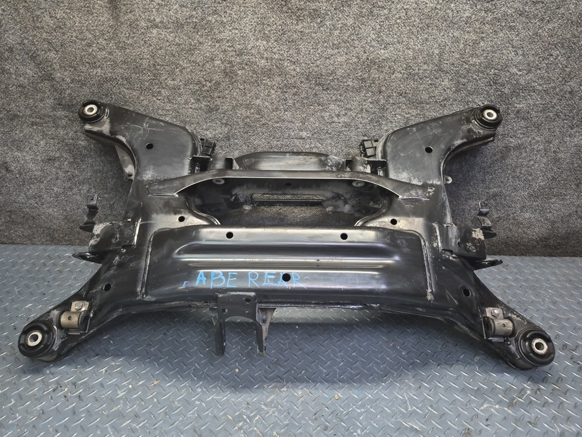 1994-1997 BMW E31 840Ci Rear Suspension Subframe Crossmember Carrier Cradle