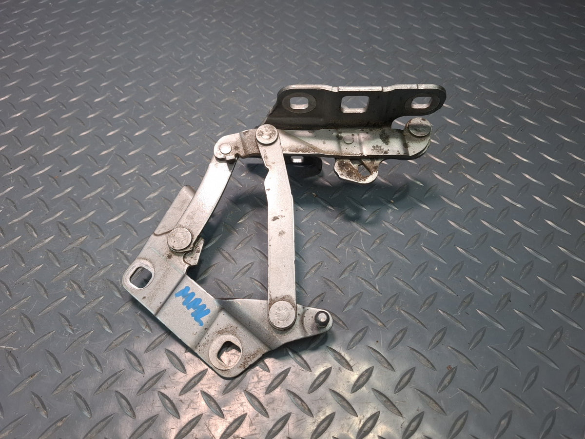 2012-2015 Mercedes X166 W166 Ml-class Front Left & Right Hood Hinge Set of 2