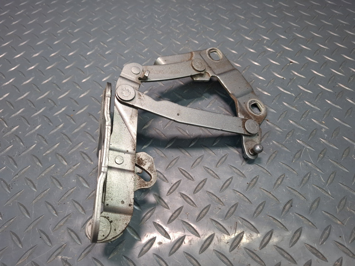2012-2015 Mercedes X166 W166 Ml-class Front Left & Right Hood Hinge Set of 2