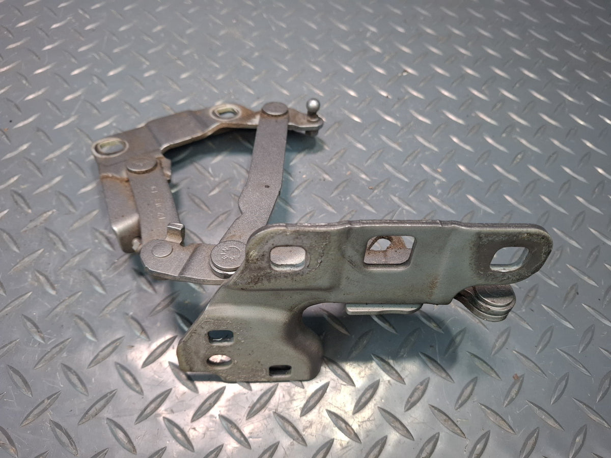 2012-2015 Mercedes X166 W166 Ml-class Front Left & Right Hood Hinge Set of 2