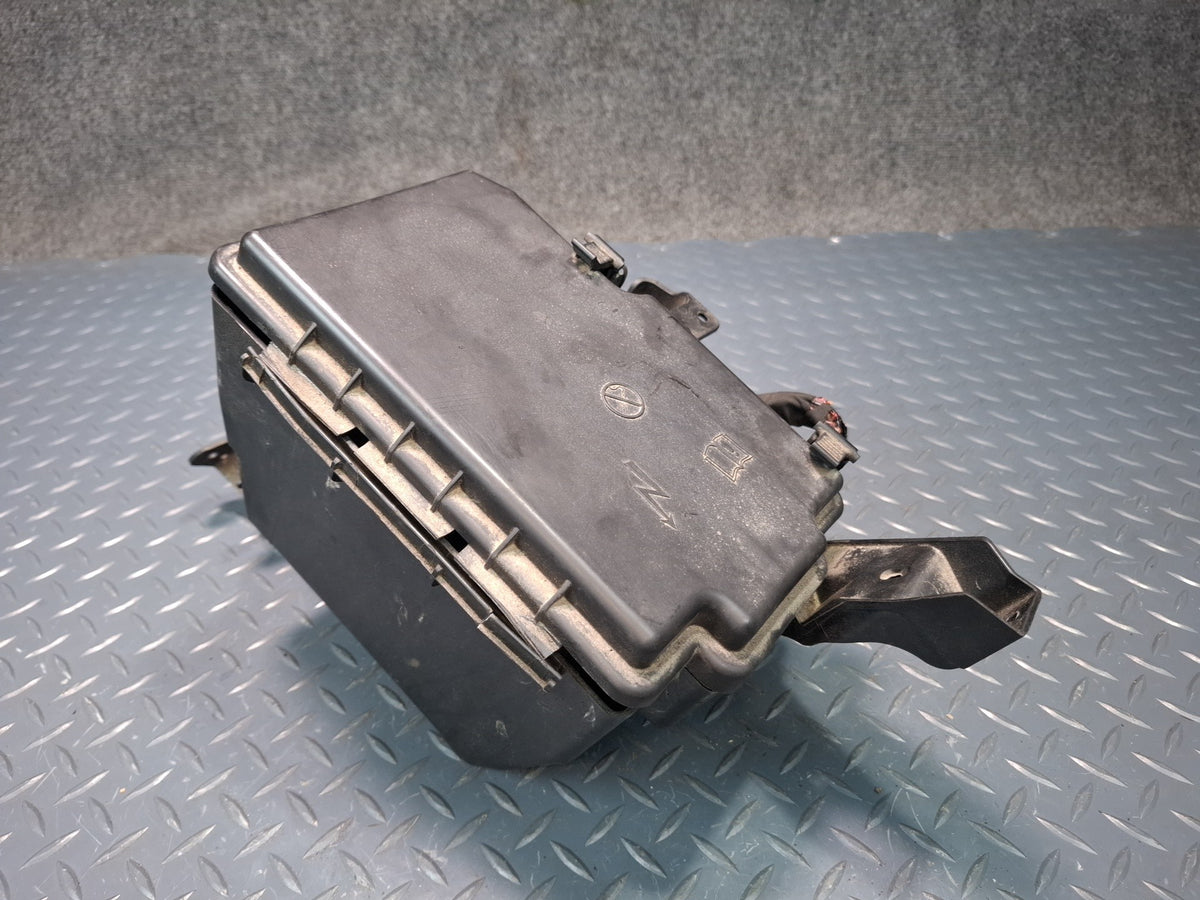 2012-2015 Mercedes W166 ML350 Engine Fuse Relay Box Module