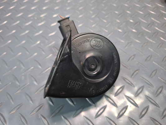 2012-2015 Mercedes W166 ML Set of 2 High & Low Tone Note Pitch Horn Signal