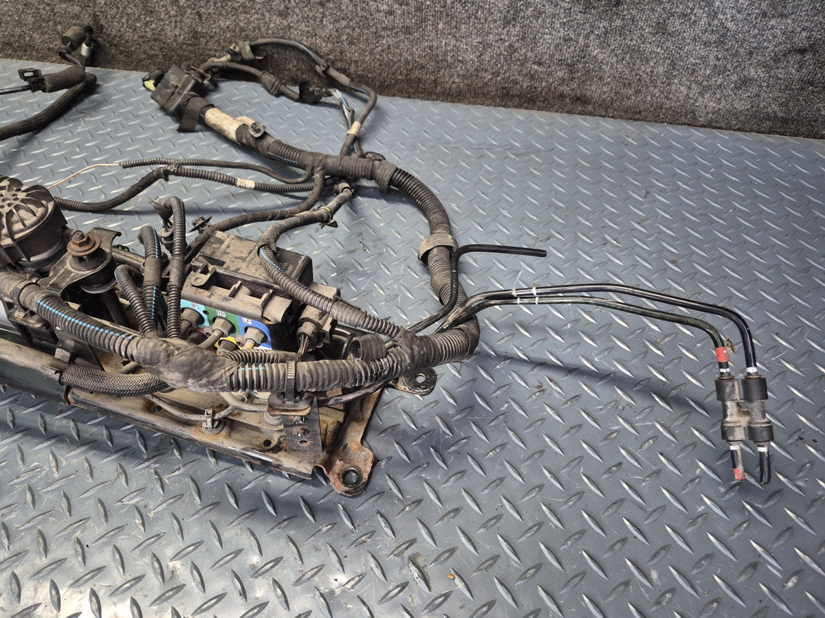 2017-2020 Maserati Levante M161 Rear Air Suspension Compressor Pump w Reservoirs