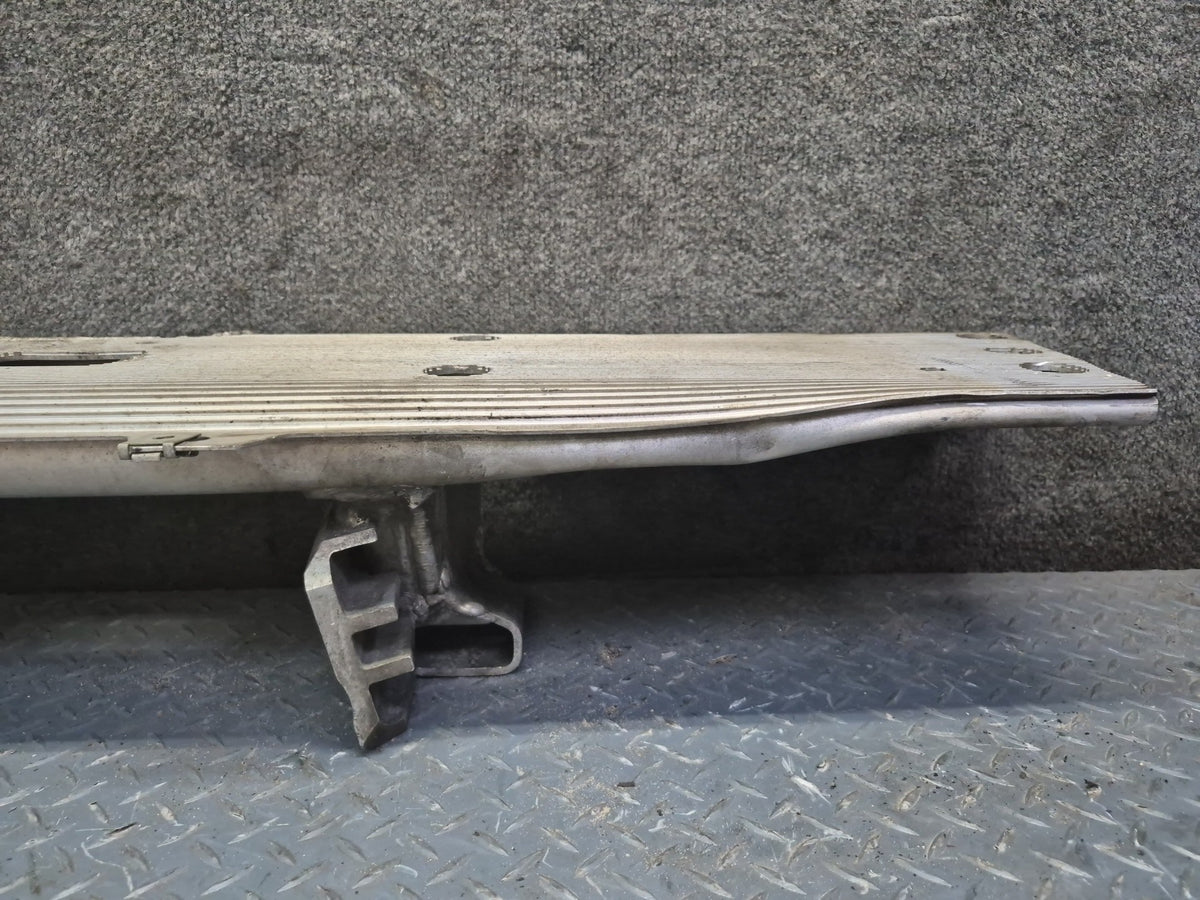 2012-2015 Mercedes W166 ML350 Diesel AWD A/T Transmission Mount Bracket Support